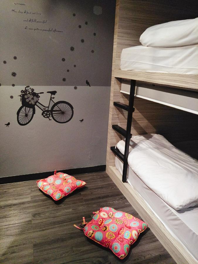 Badu Sukhumvit Dormitory กรุงเทพมหานคร ภายนอก รูปภาพ