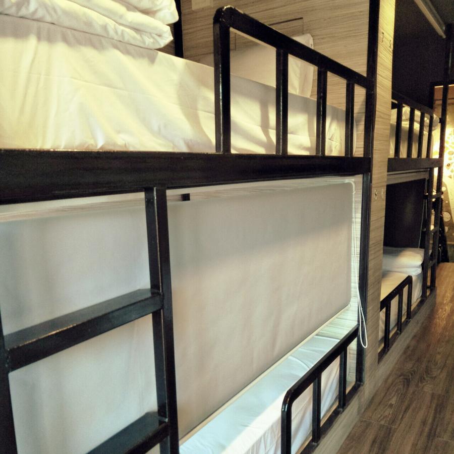 Badu Sukhumvit Dormitory กรุงเทพมหานคร ภายนอก รูปภาพ