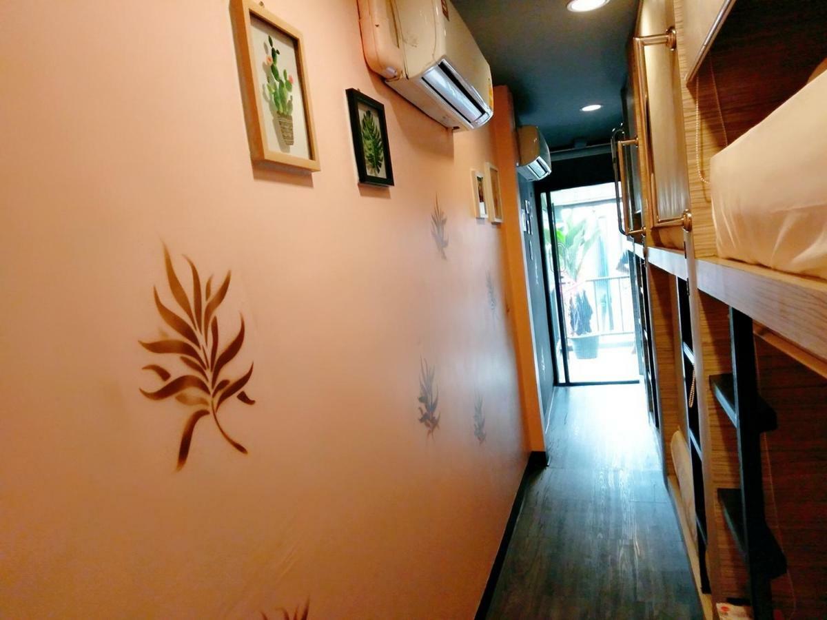 Badu Sukhumvit Dormitory กรุงเทพมหานคร ภายนอก รูปภาพ