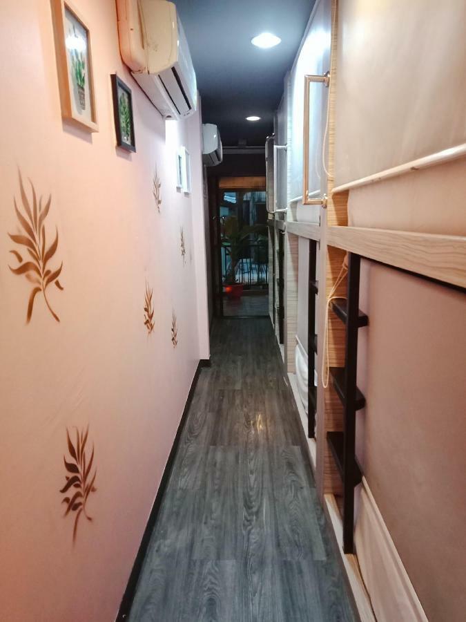 Badu Sukhumvit Dormitory กรุงเทพมหานคร ภายนอก รูปภาพ